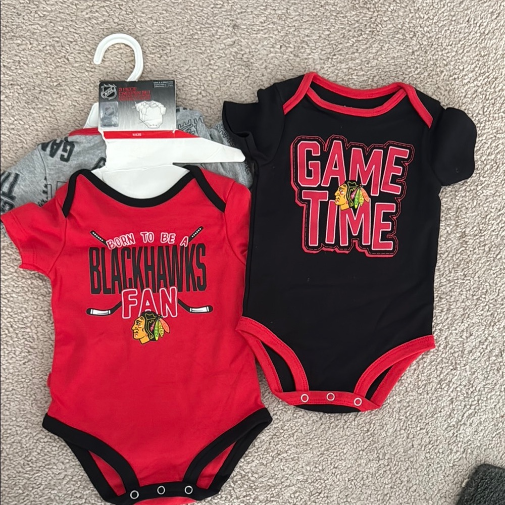 NWT- 3 pack Chicago Onesie Set - size 6-9M